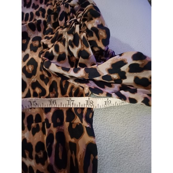 H&M womens cheetah animal print short sleeve blouse size XXS oversized - Picture 6 of 8